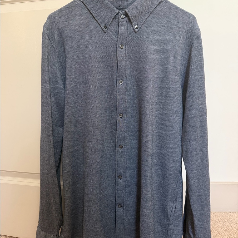 Abercrombie & Fitch Dark Gray Casual Button-Down Shirt (Breathable, Wrinkles)